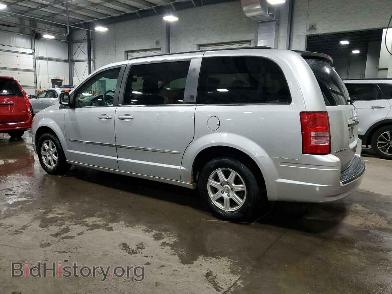 2010 CHRYSLER MINIVAN - VIN: 2A4RR5D12AR373703 - Photo 2