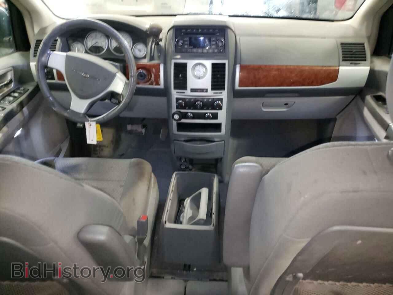 2009 CHRYSLER MINIVAN - VIN: 2A8HR54119R522334 - Фото 8