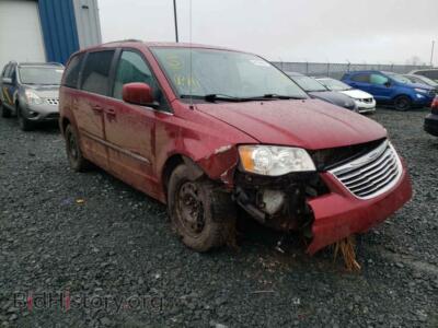 2015 Chrysler MINIVAN Town & COU, red — VIN 2C4RC1CG8FR503772, Copart