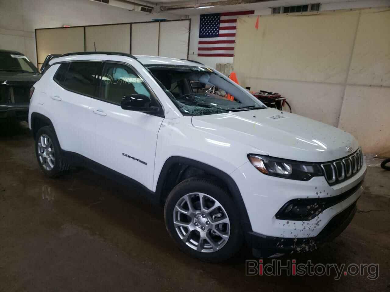 Photo 3C4NJDFB6NT118647 - JEEP COMPASS 2022