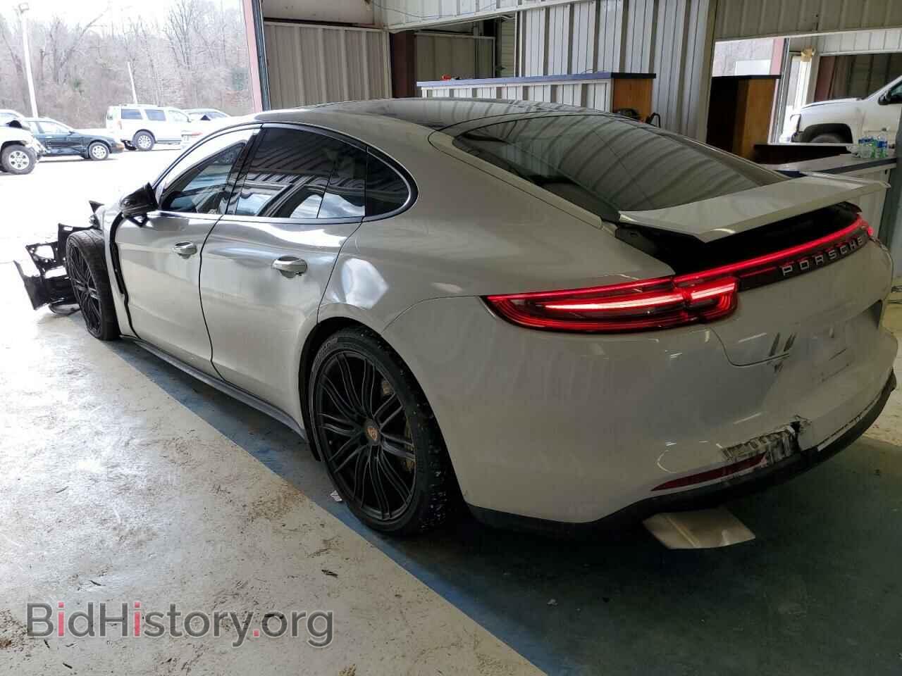 2017 PORSCHE PANAMERA - VIN: WP0AA2A70HL104345 - Фото 2