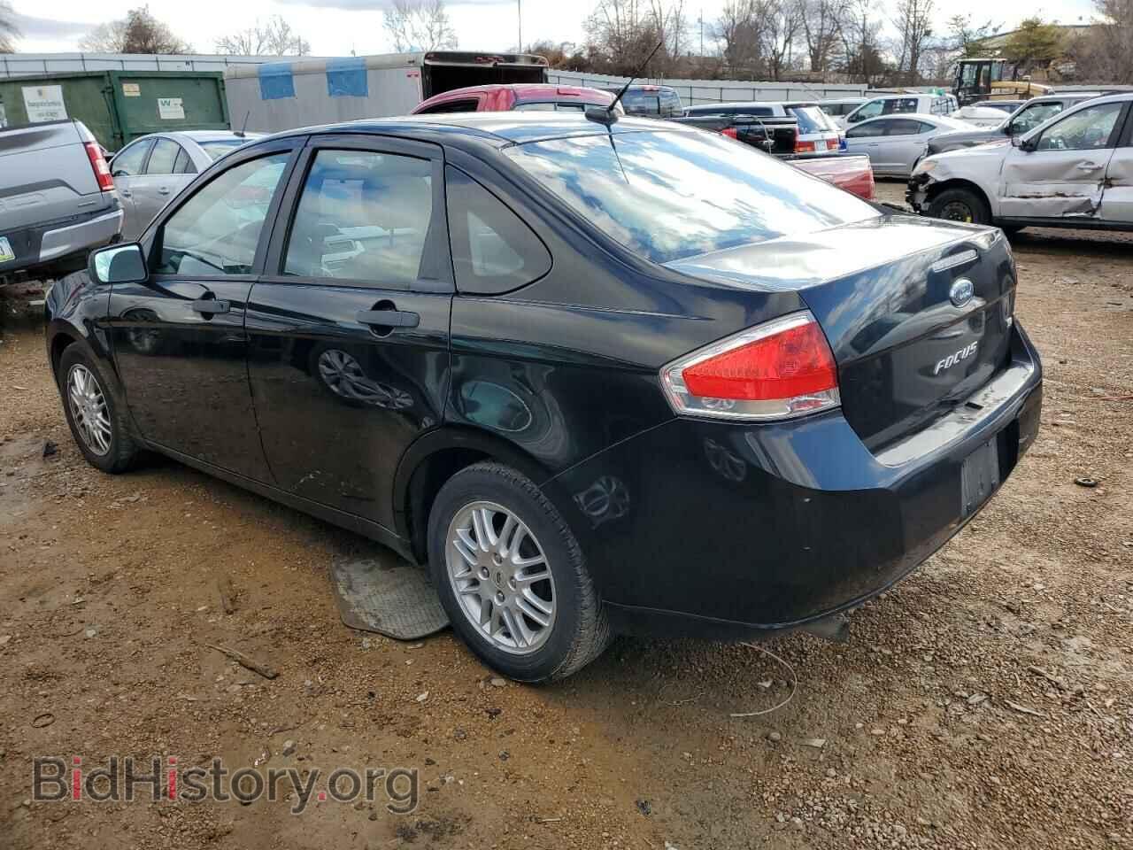 2011 FORD FOCUS - VIN: 1FAHP3FN7BW148378 - Фото 2