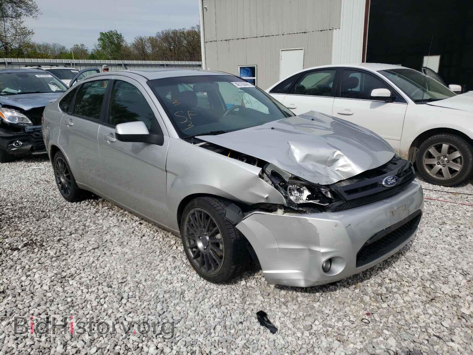 Photo 1FAHP3GN2BW165460 - FORD FOCUS 2011