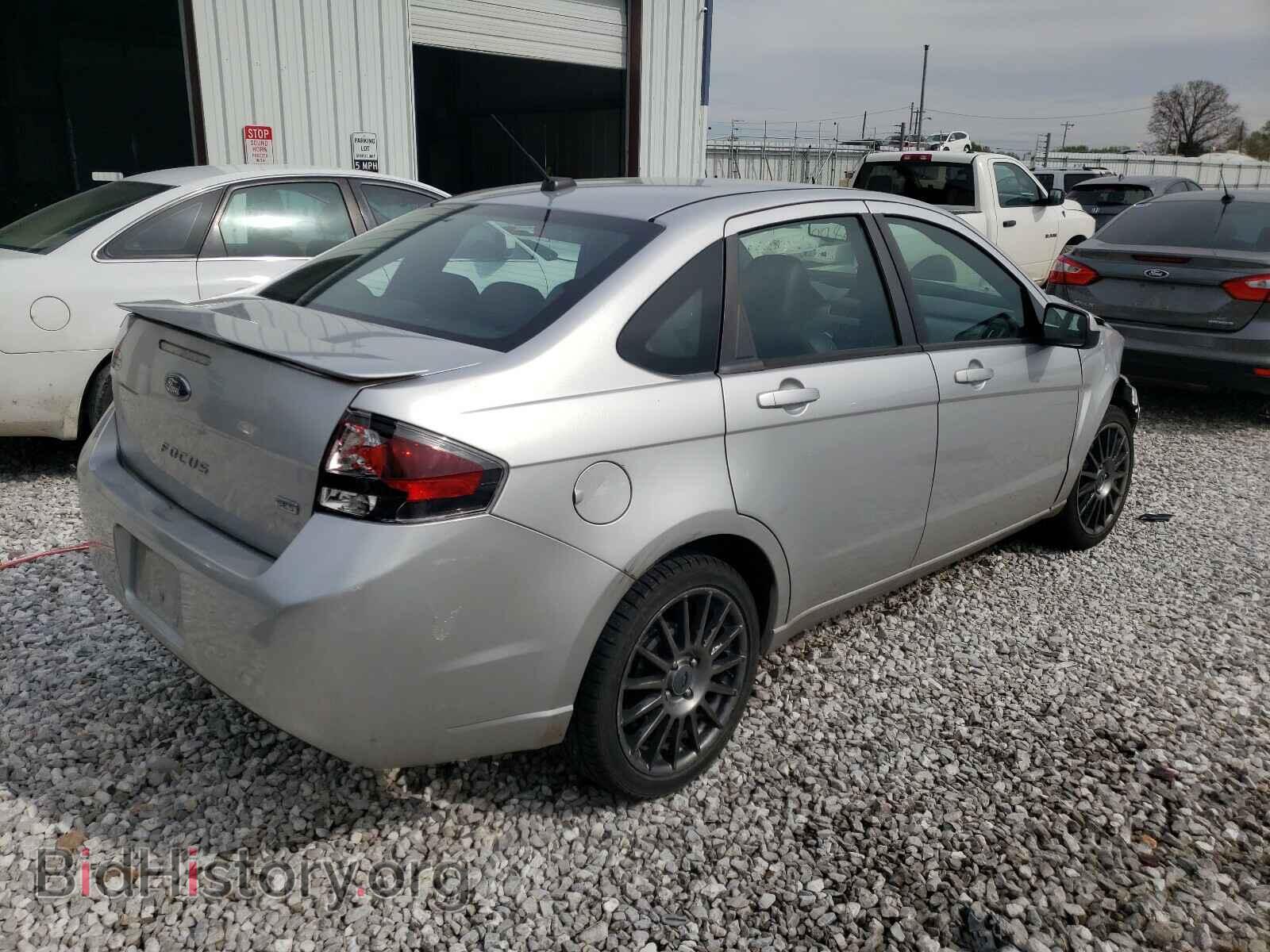 2011 FORD FOCUS - VIN: 1FAHP3GN2BW165460 - Photo 4