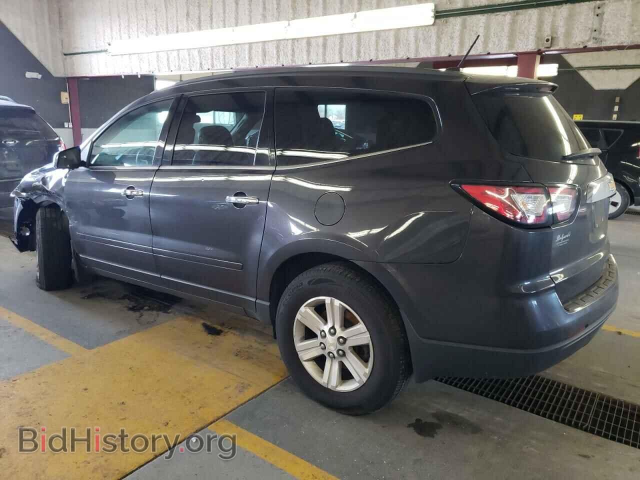 2013 CHEVROLET TRAVERSE - VIN: 1GNKRJKD2DJ206321 - Фото 2