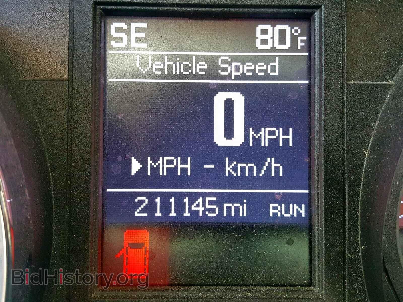 2011 CHRYSLER TOWN & COU - VIN: 2A4RR5DG7BR783239 - Фото 8