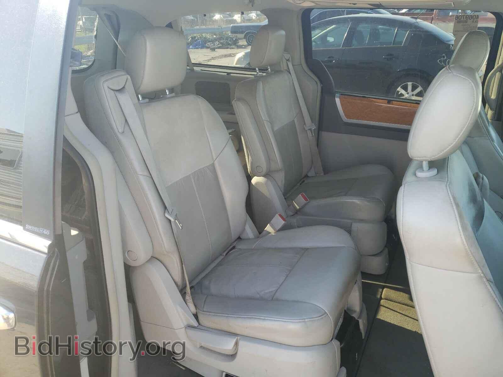 2008 CHRYSLER MINIVAN - VIN: 2A8HR64X48R132059 - Фото 6