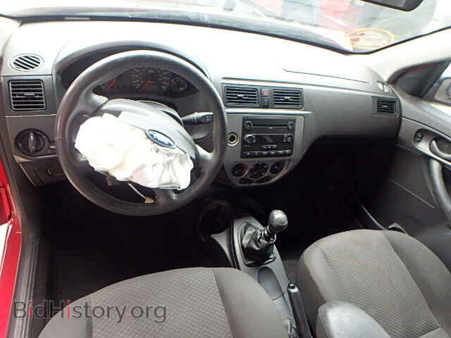 2005 FORD FOCUS - VIN: 3FAFP31N85R143695 - Фото 9