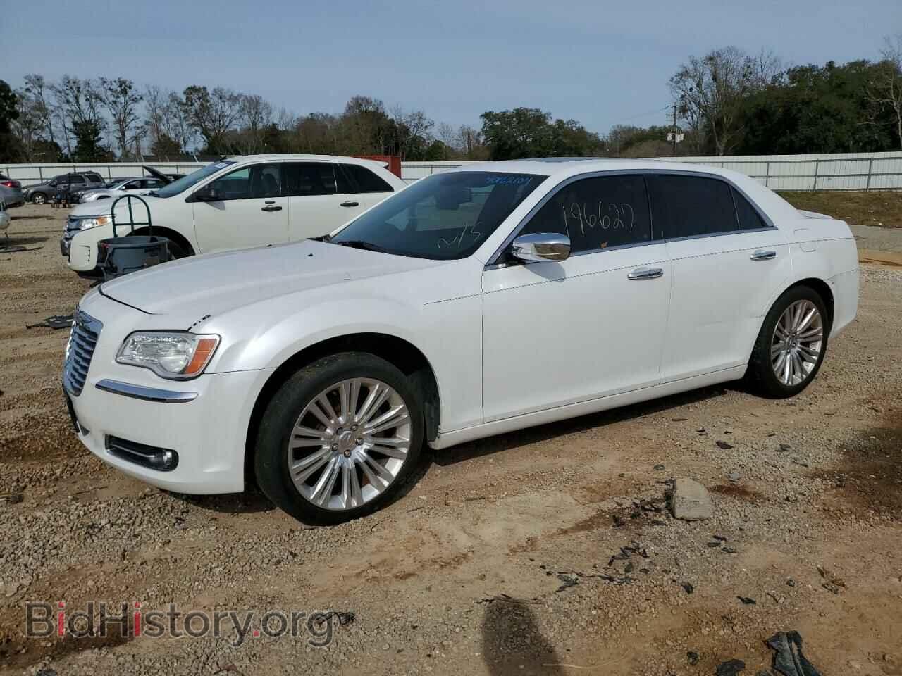 Photo 2C3CA6CT5BH529935 - CHRYSLER 300 2011