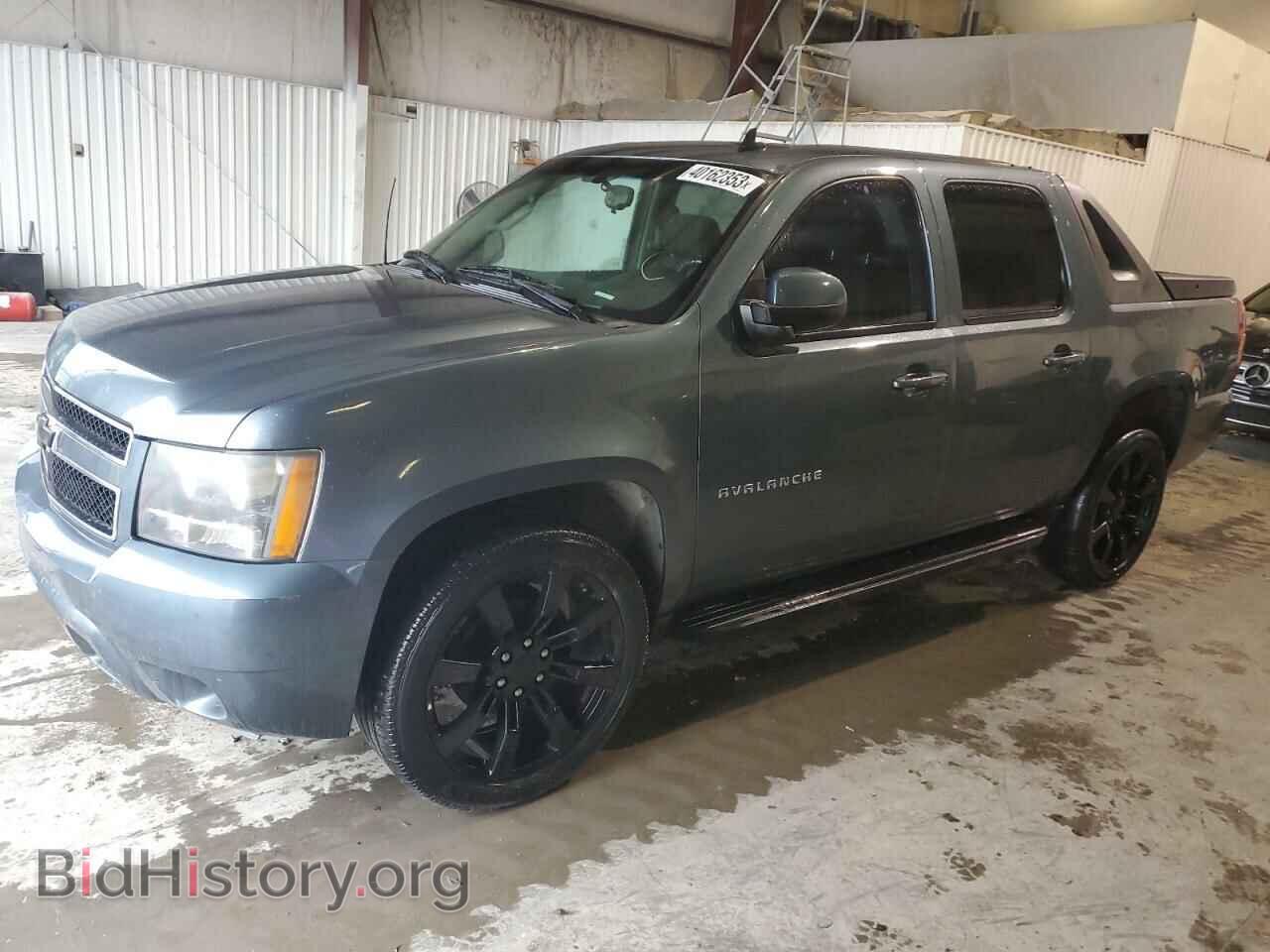 Photo 3GNMCEE06BG302610 - CHEVROLET AVALANCHE 2011