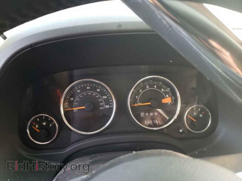 2015 Jeep COMPASS (VIN 1C4NJDEB0FD308033) — photo 9 of 13