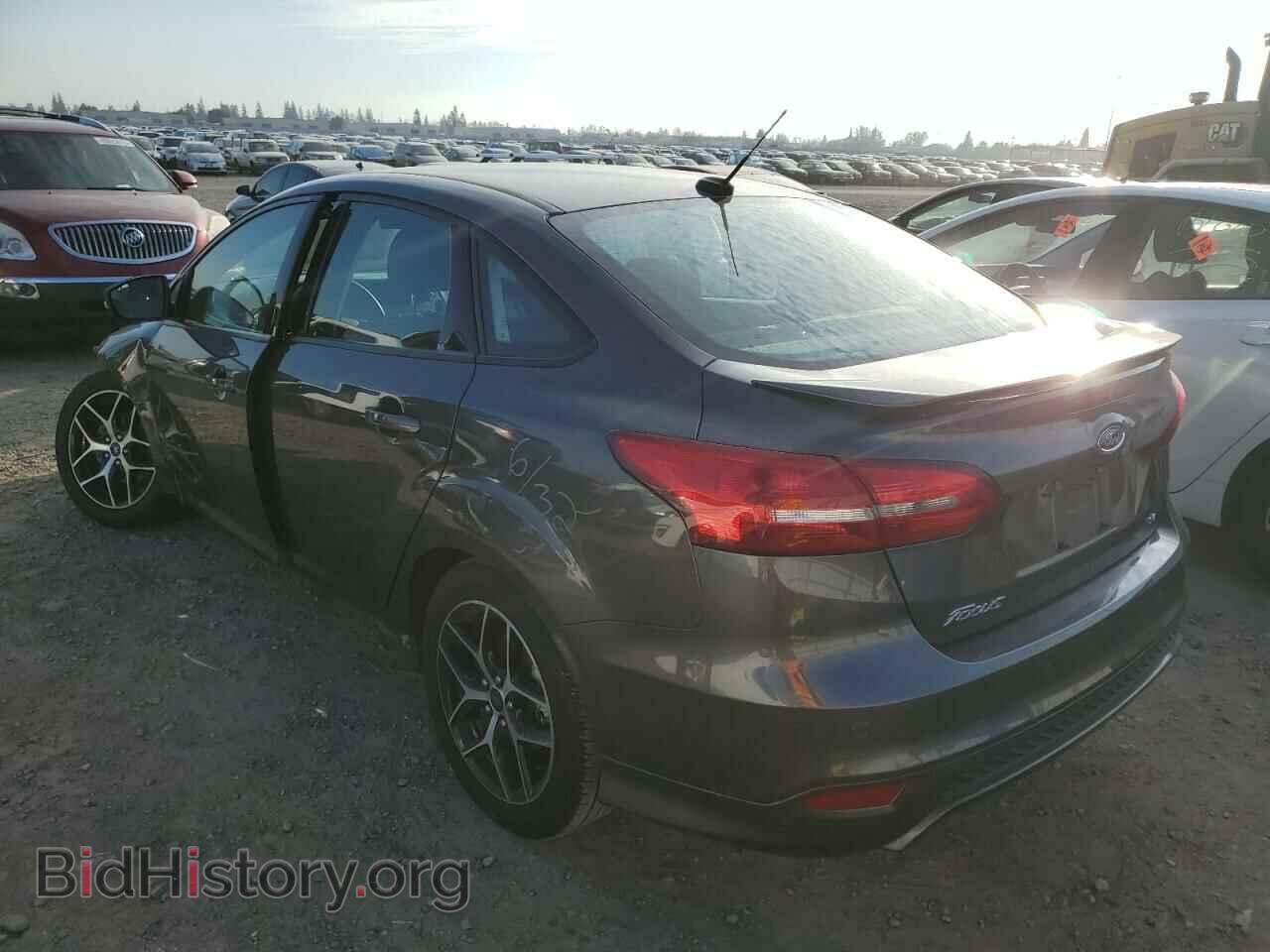 2016 FORD FOCUS - VIN: 1FADP3F22GL384272 - Photo 2