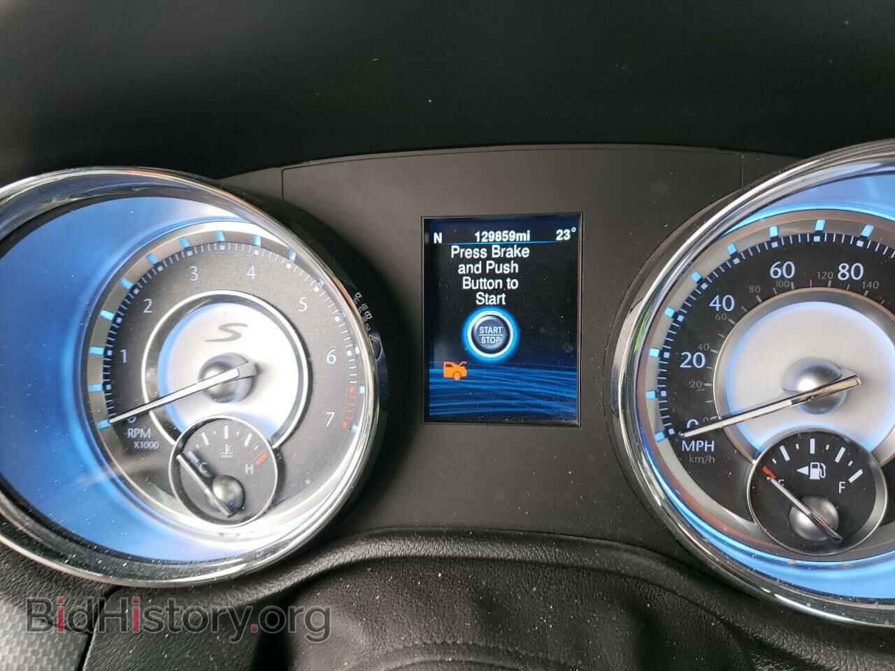 2014 CHRYSLER 300 - VIN: 2C3CCAGG6EH311808 - Фото 9