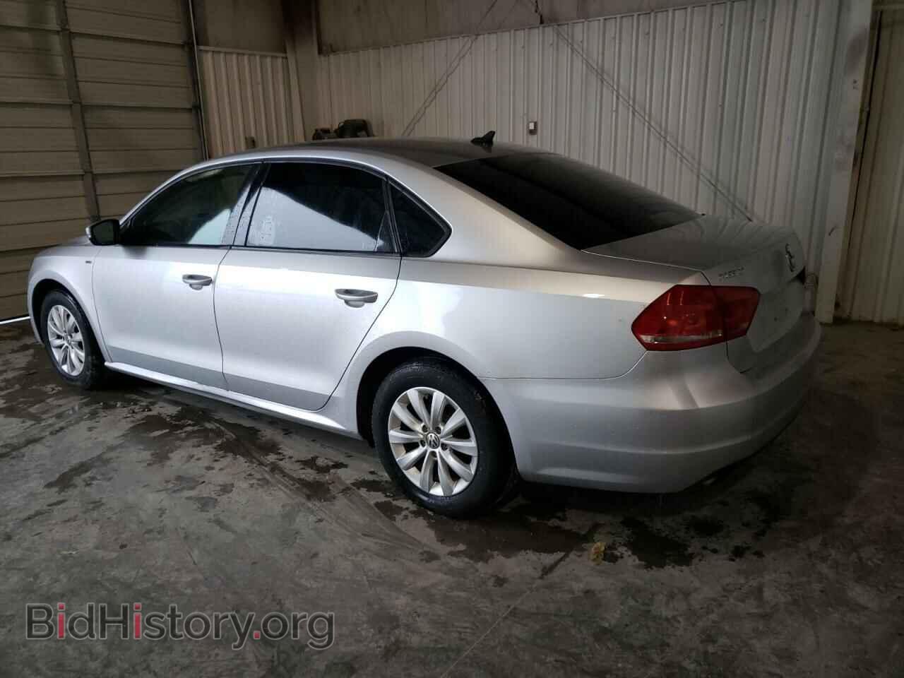 2015 VOLKSWAGEN PASSAT - VIN: 1VWAT7A38FC076308 - Фото 2