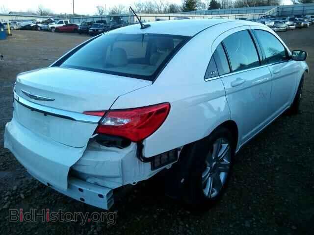 2013 CHRYSLER 200 - VIN: 1C3CCBAB0DN669401 - Photo 4