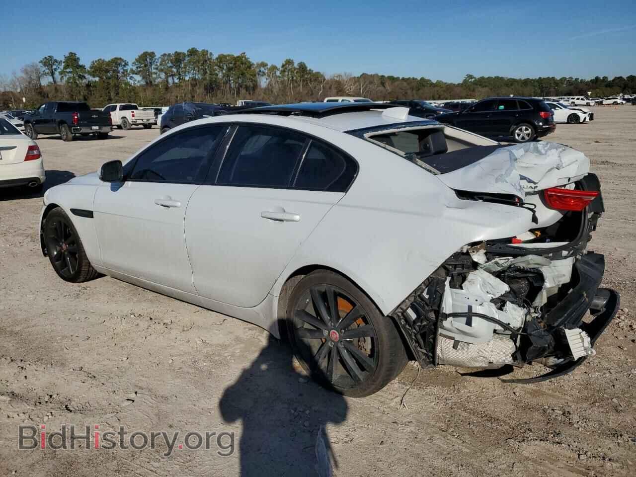 2017 JAGUAR XE - VIN: SAJAE4BV9HA976047 - Фото 2