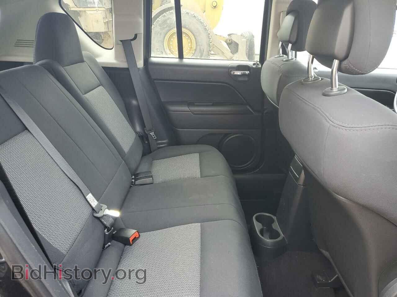 2010 JEEP COMPASS - VIN: 1J4NT1FB7AD671133 - Фото 11