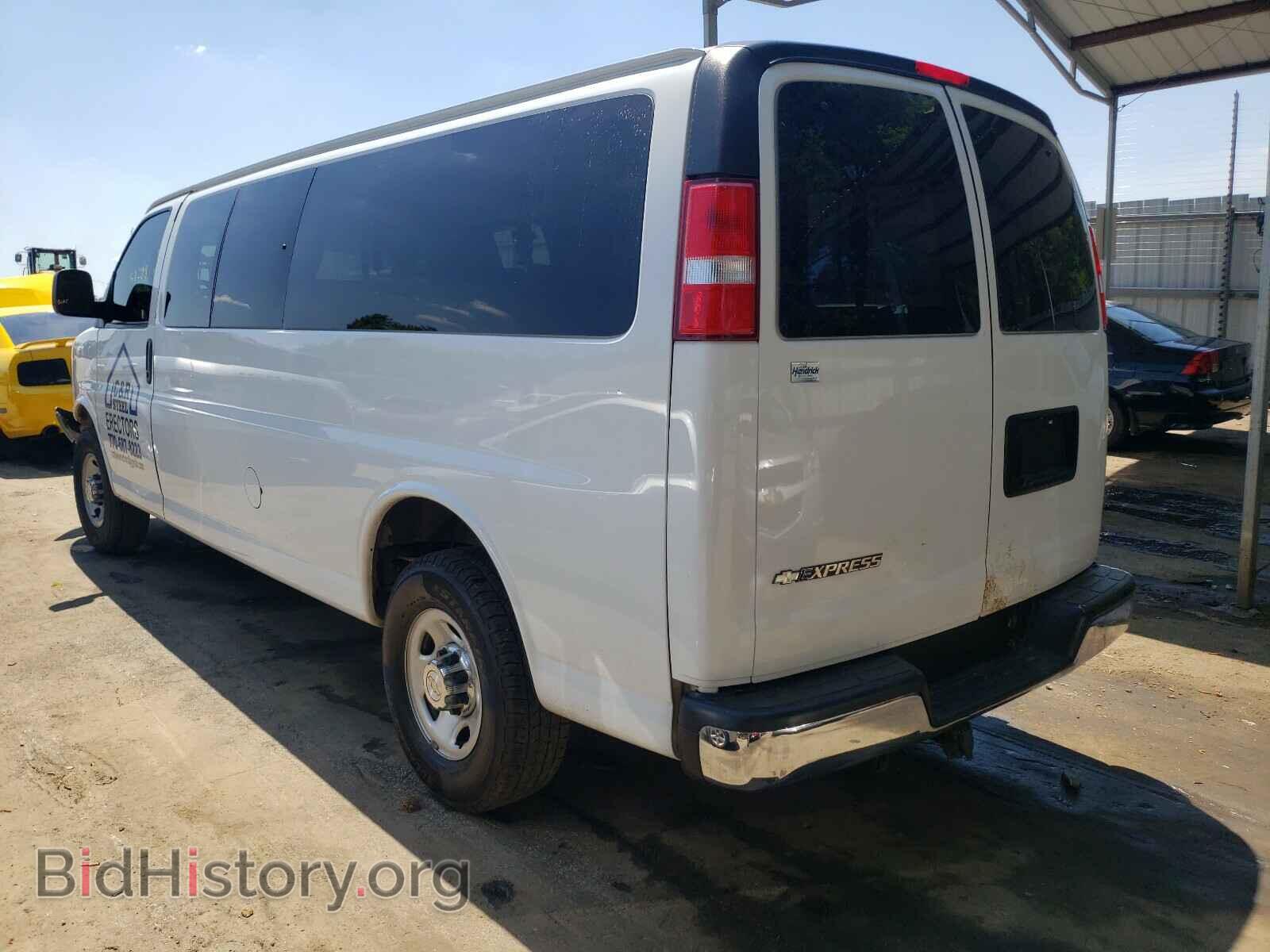 2018 CHEVROLET EXPRESS - VIN: 1GAZGPFG4J1293485 - Фото 3