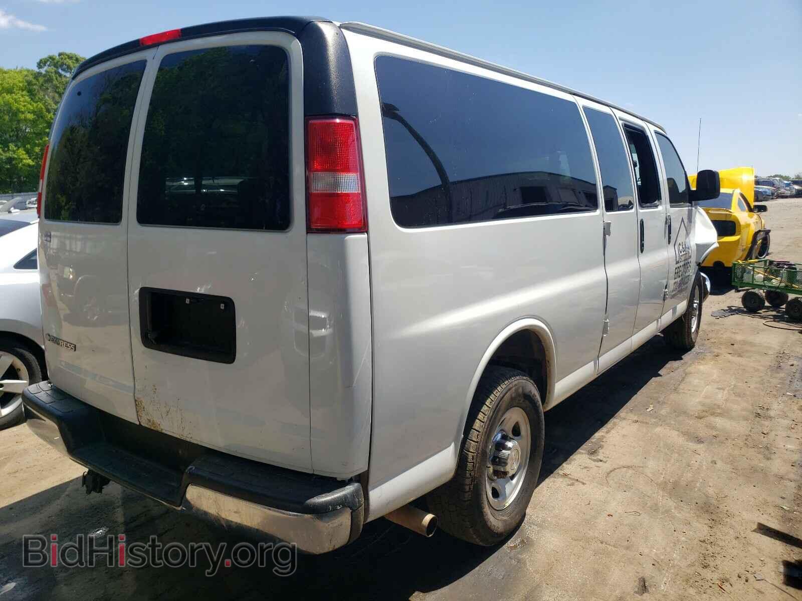 2018 CHEVROLET EXPRESS - VIN: 1GAZGPFG4J1293485 - Фото 4