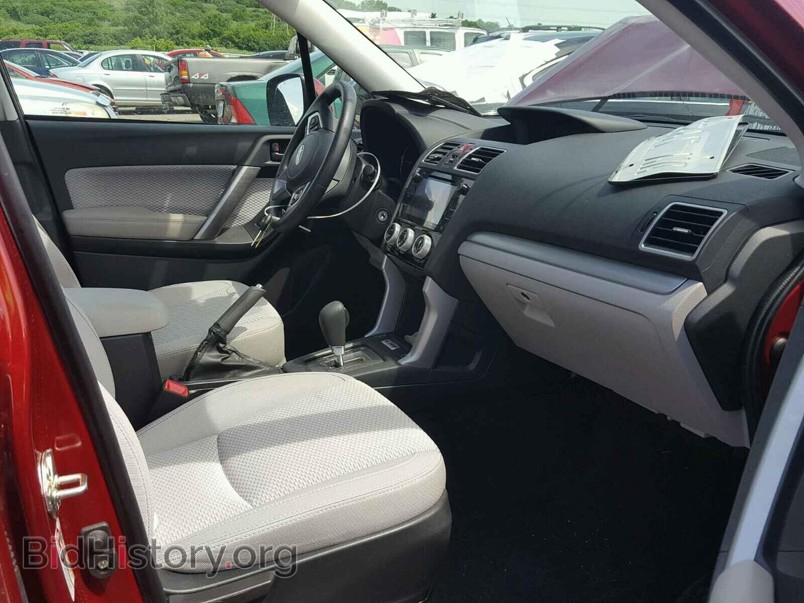 2017 SUBARU FORESTER - VIN: JF2SJAGC3HH805663 - Фото 5