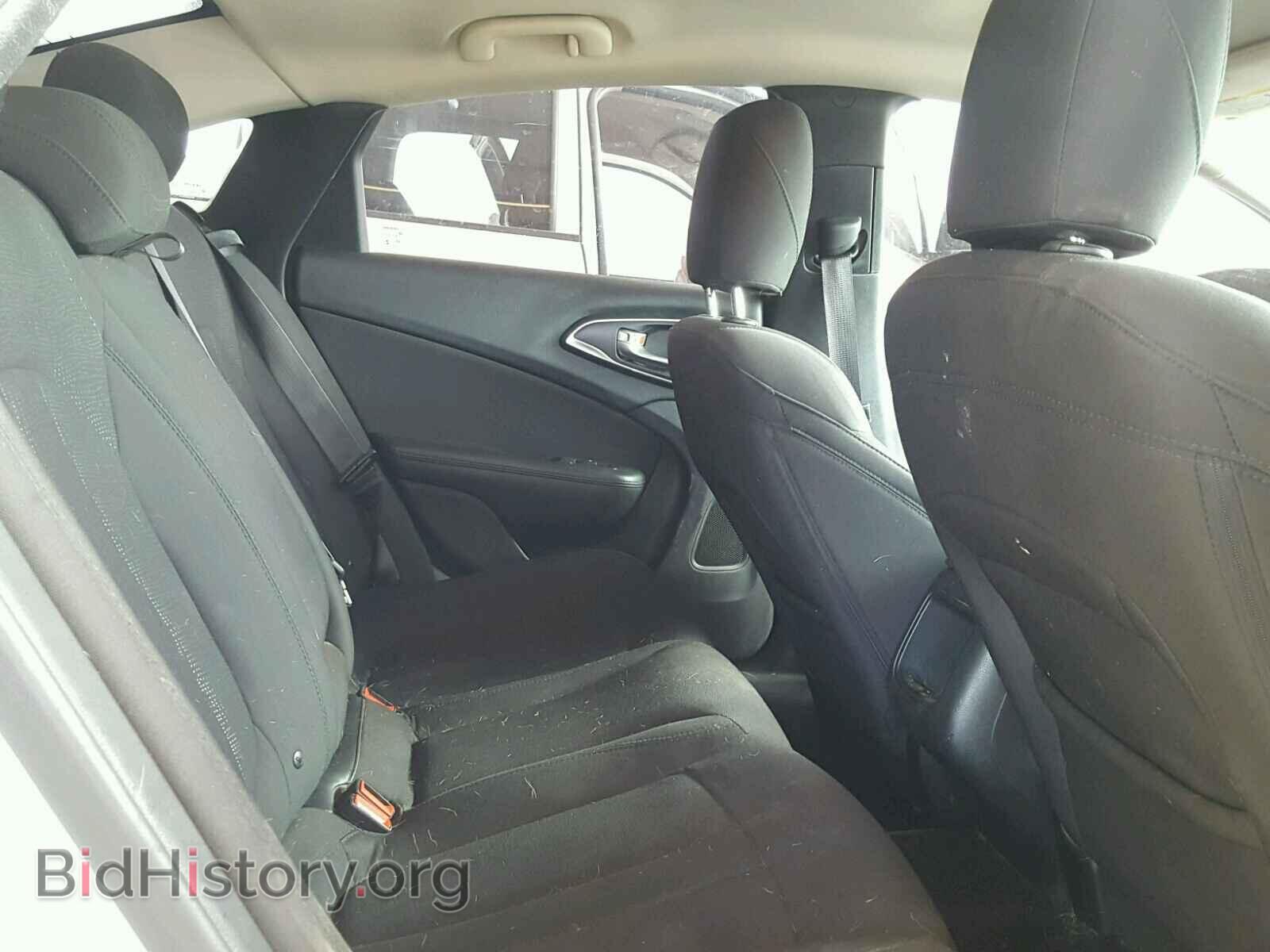 2015 CHRYSLER 200 - VIN: 1C3CCCAB1FN653801 - Photo 6