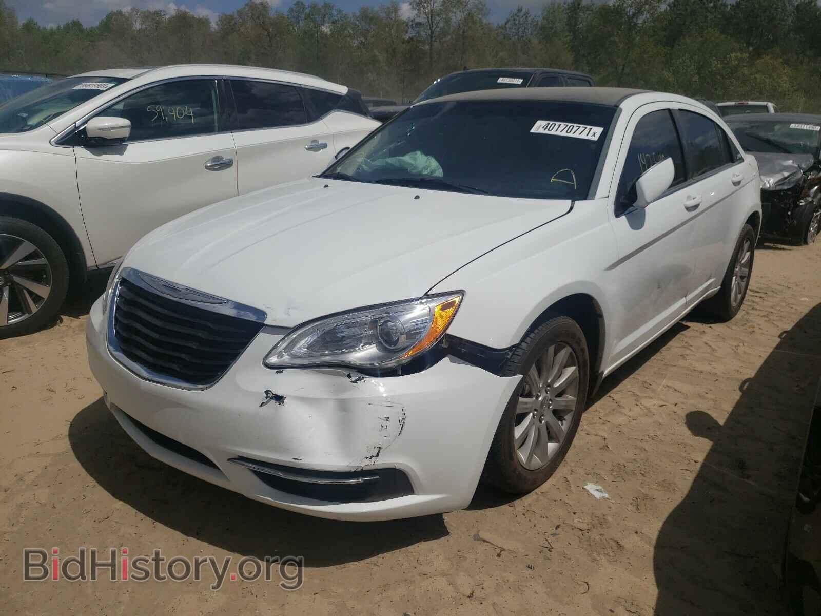 2013 CHRYSLER 200 - VIN: 1C3CCBBB8DN543608 - Фото 2