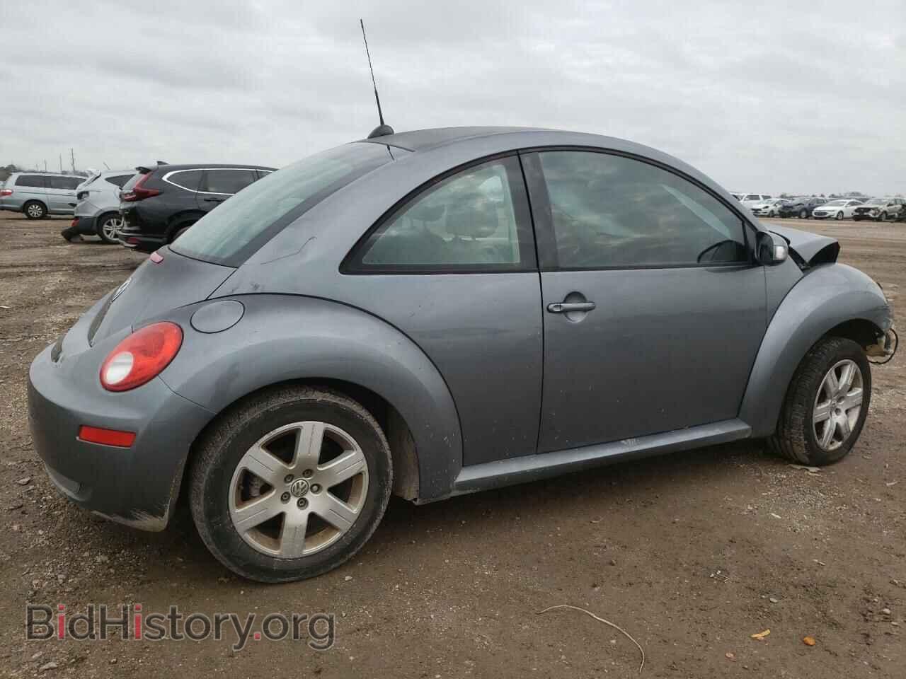 2007 VOLKSWAGEN BEETLE - VIN: 3VWPW31C67M520957 - Фото 3
