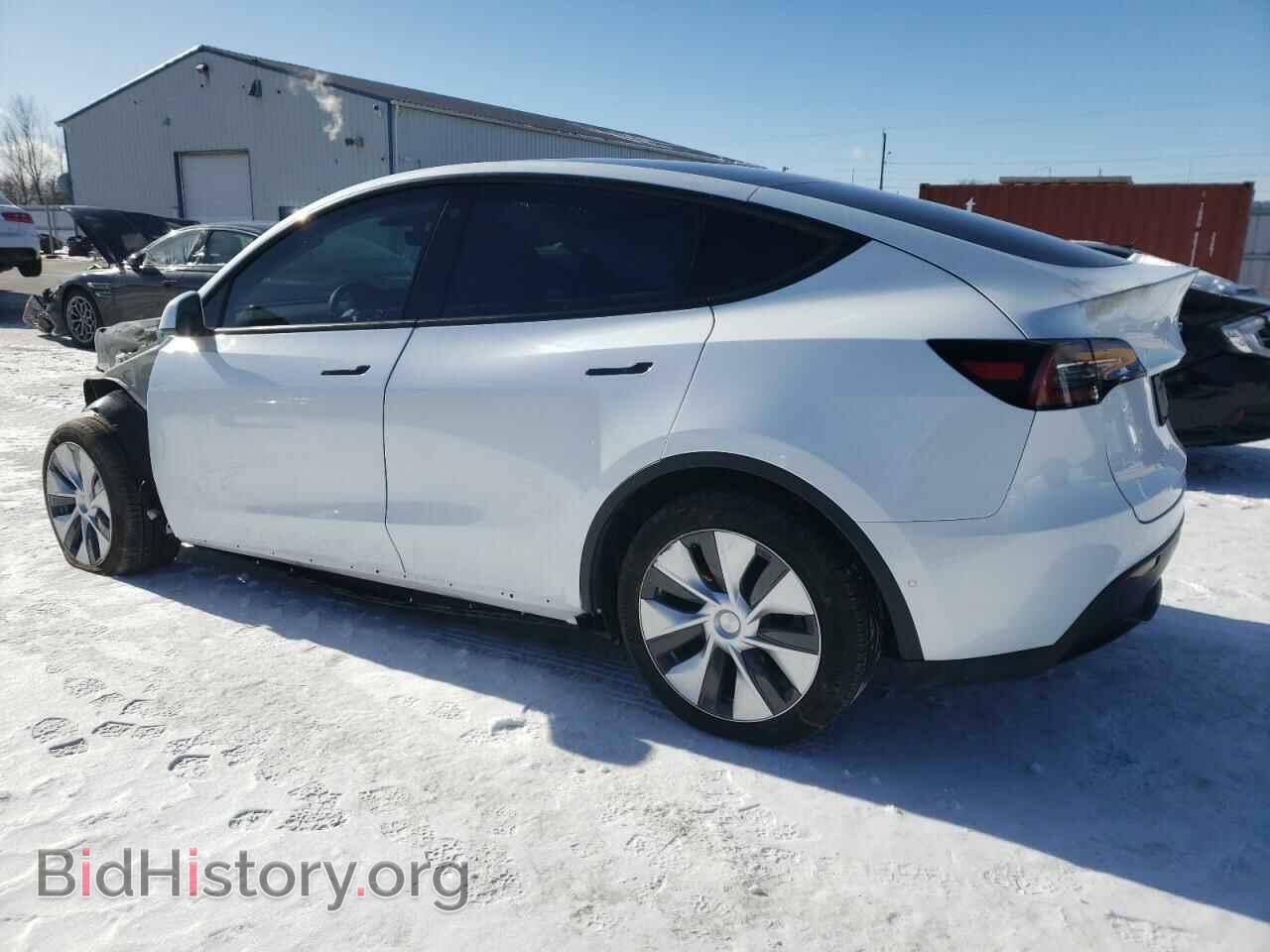 2022 TESLA MODEL Y - VIN: 7SAYGDEE4NF385018 - Фото 2