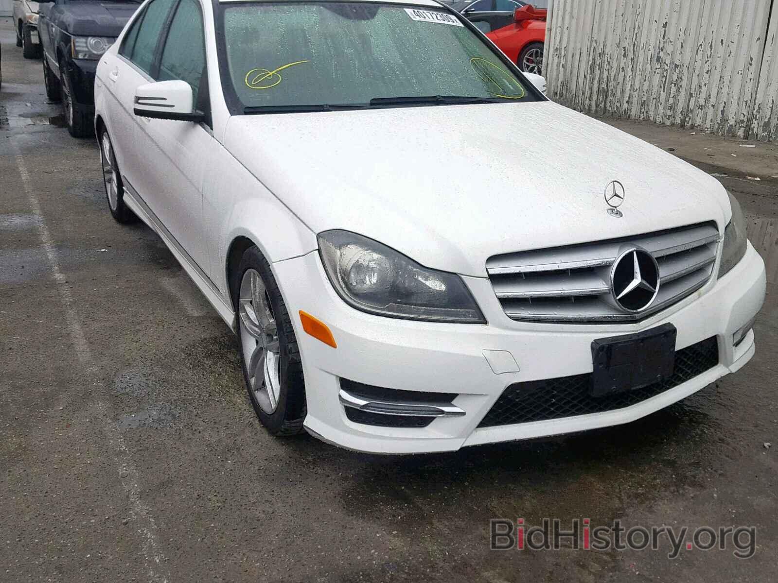 Photo WDDGF4HB0DR270508 - MERCEDES-BENZ C 250 2013