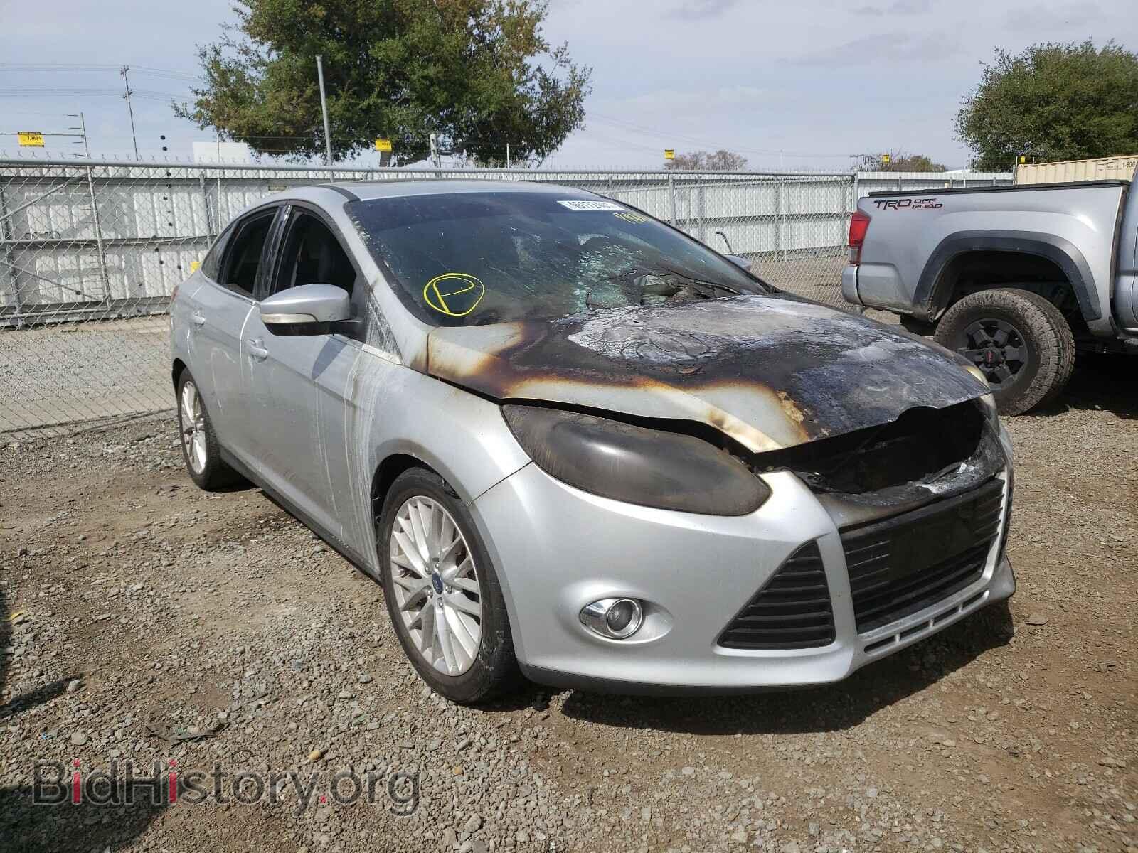 Photo 1FAHP3H28CL395429 - FORD FOCUS 2012