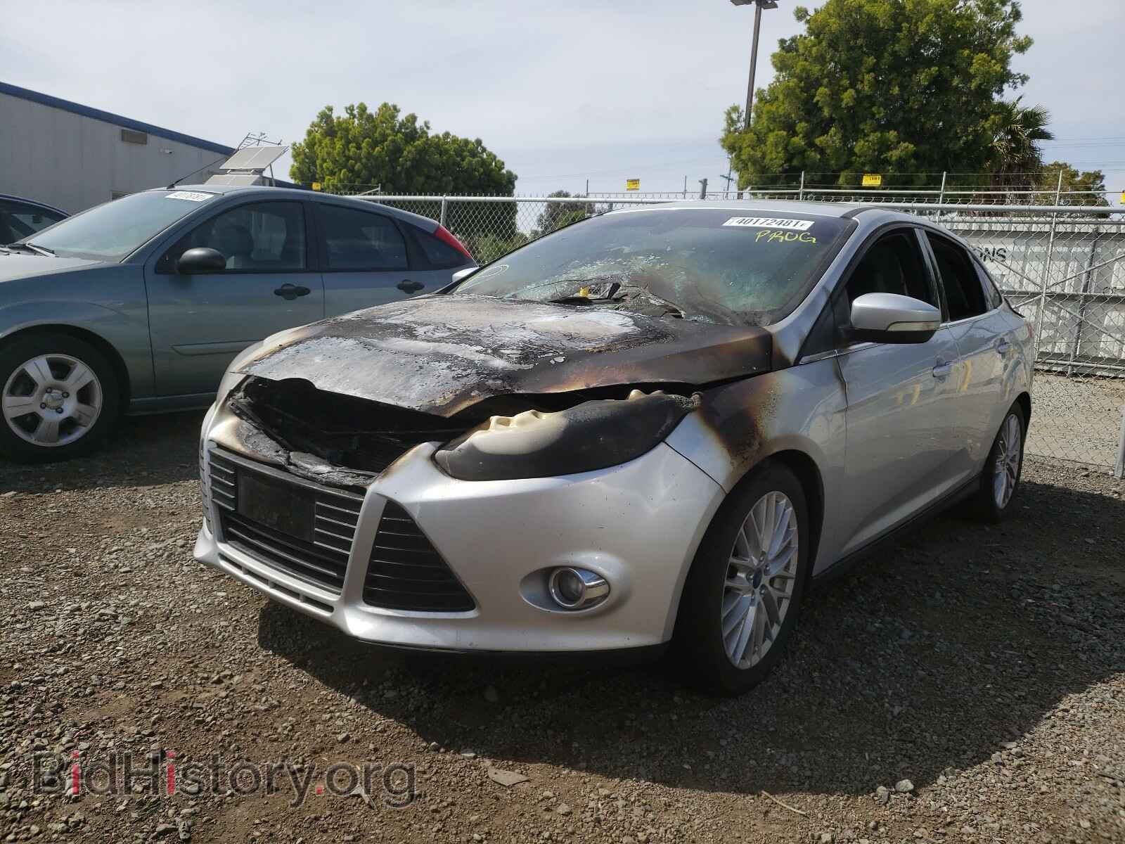 2012 FORD FOCUS - VIN: 1FAHP3H28CL395429 - Photo 2