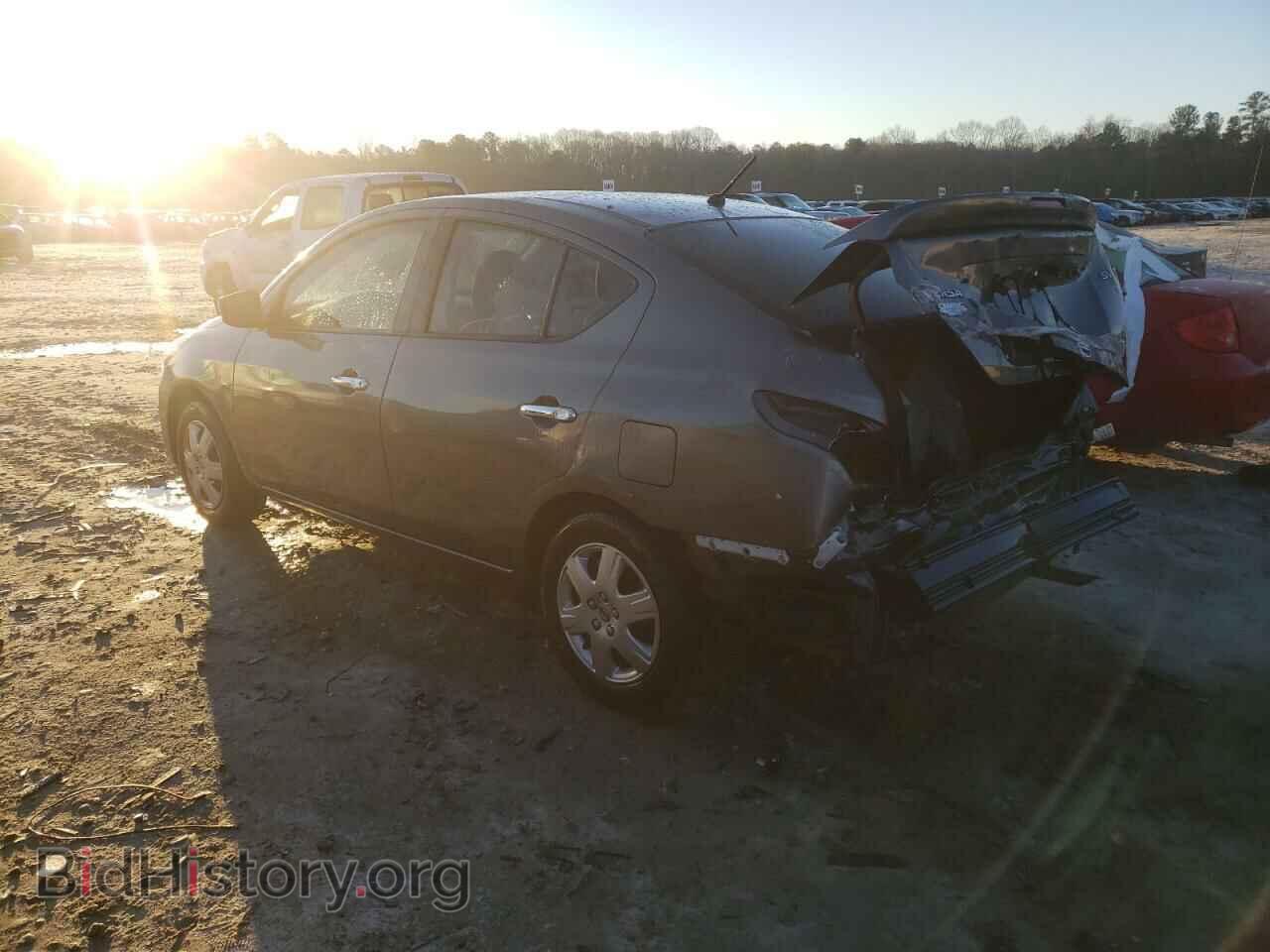 2019 NISSAN VERSA - VIN: 3N1CN7AP3KL880722 - Photo 2