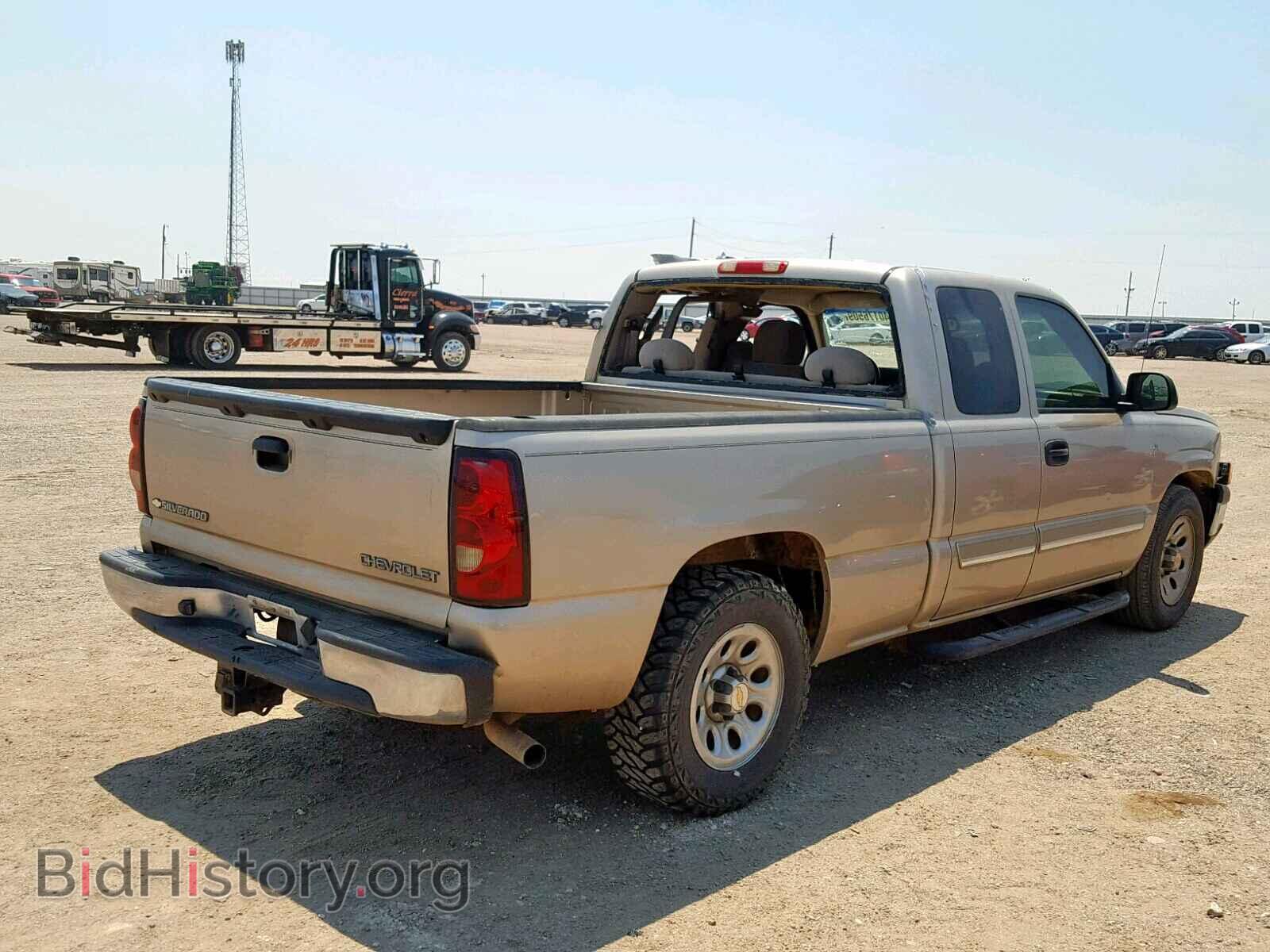 2005 CHEVROLET SILVERADO - VIN: 2GCEC19V051294321 - Фото 4