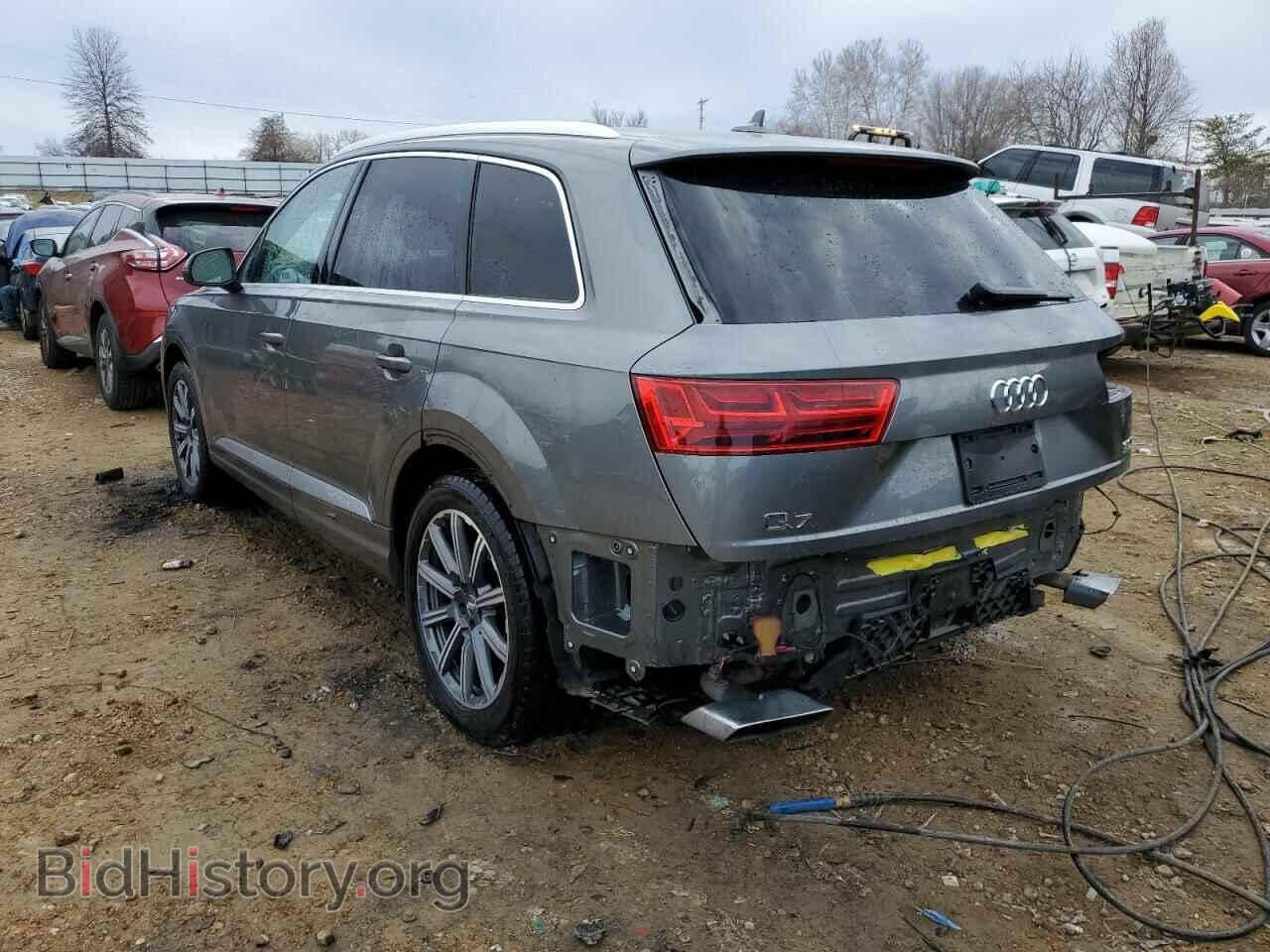 2017 AUDI Q7 - VIN: WA1LAAF7XHD022039 - Фото 2