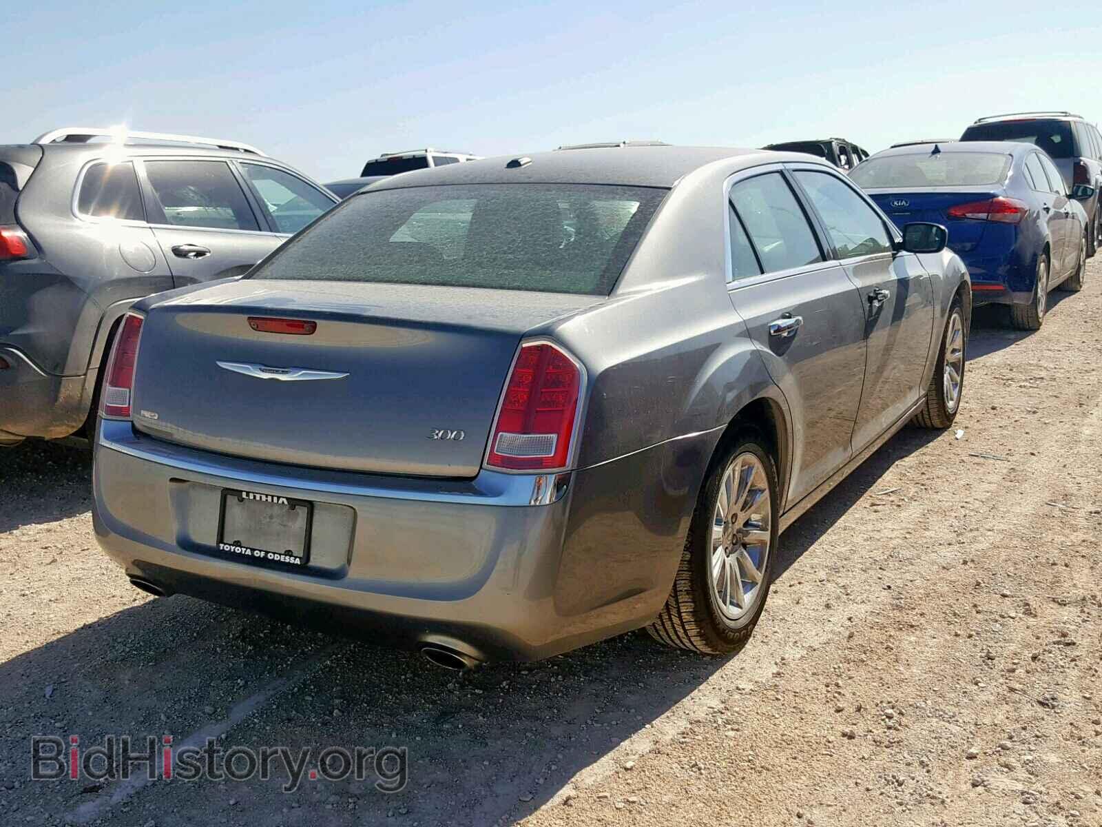 2012 CHRYSLER 300 - VIN: 2C3CCACG9CH205856 - Фото 4