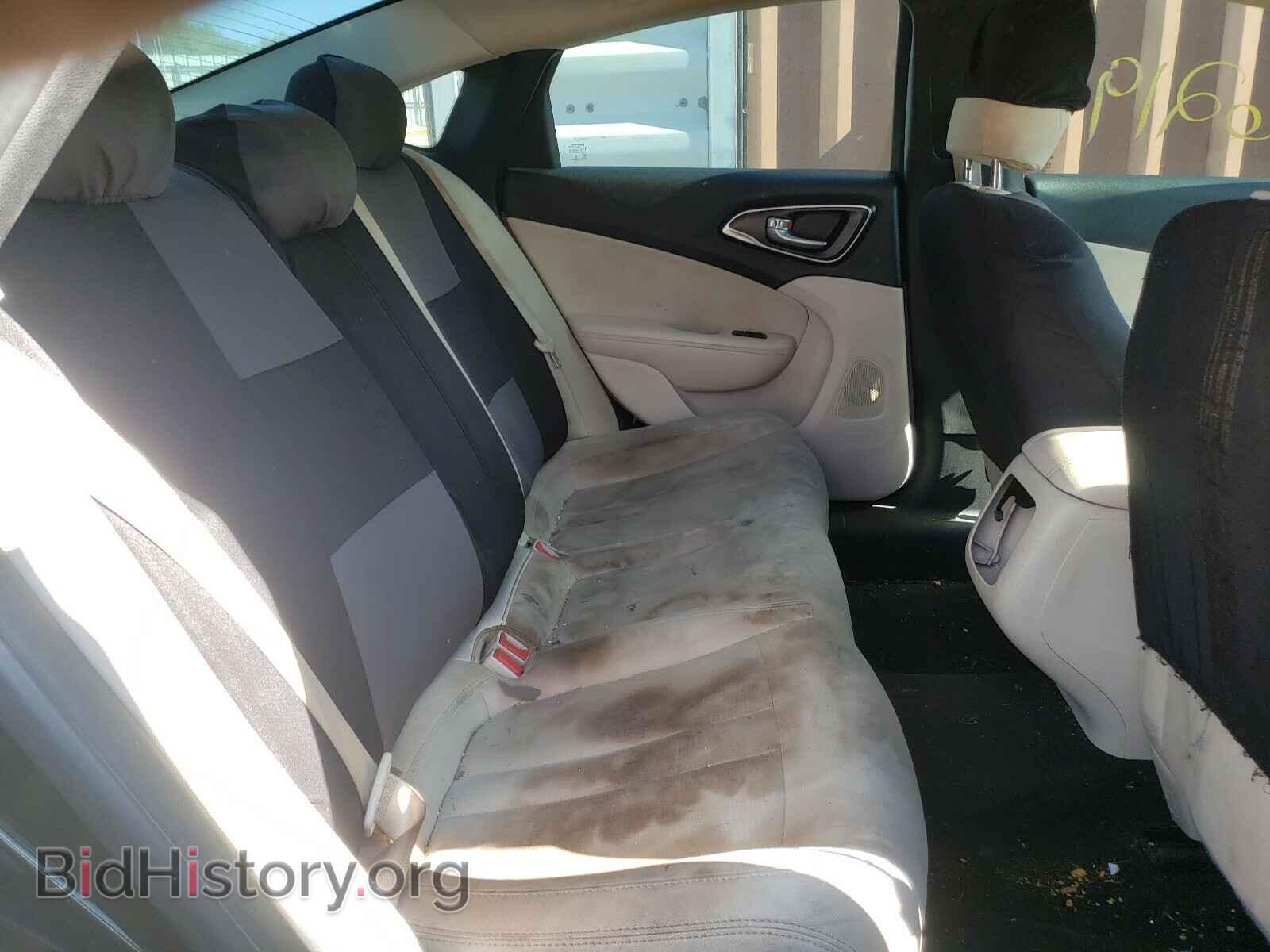 2016 CHRYSLER 200 - VIN: 1C3CCCAB4GN108483 - Photo 6