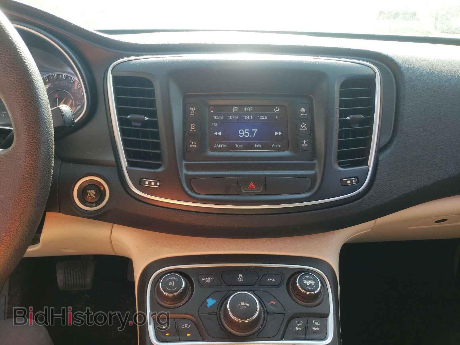 2016 CHRYSLER 200 - VIN: 1C3CCCAB4GN108483 - Photo 9