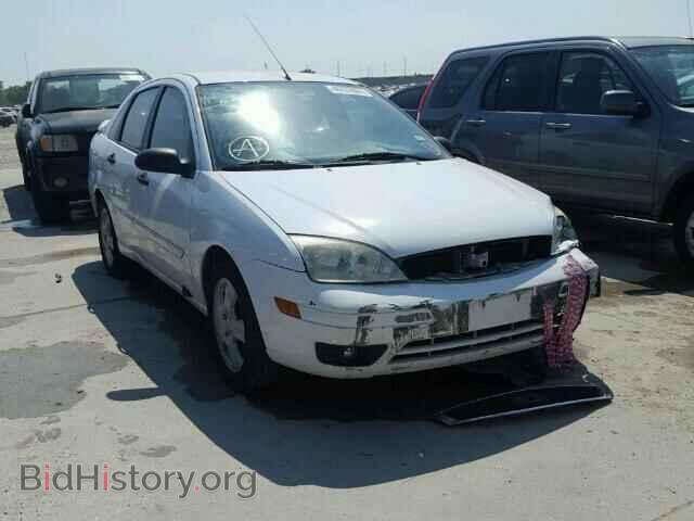 Photo 1FAHP34N06W133794 - FORD FOCUS 2006