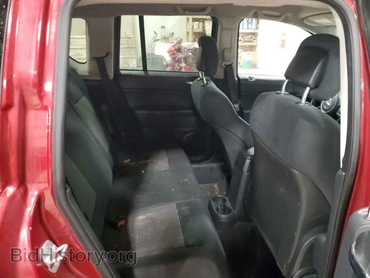 2011 JEEP COMPASS - VIN: 1J4NT1FA1BD139174 - Photo 11