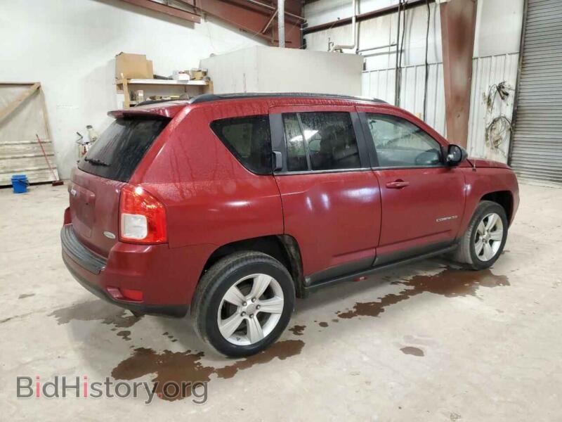 2011 Jeep COMPASS (VIN 1J4NT1FA1BD139174) — photo 3 of 13