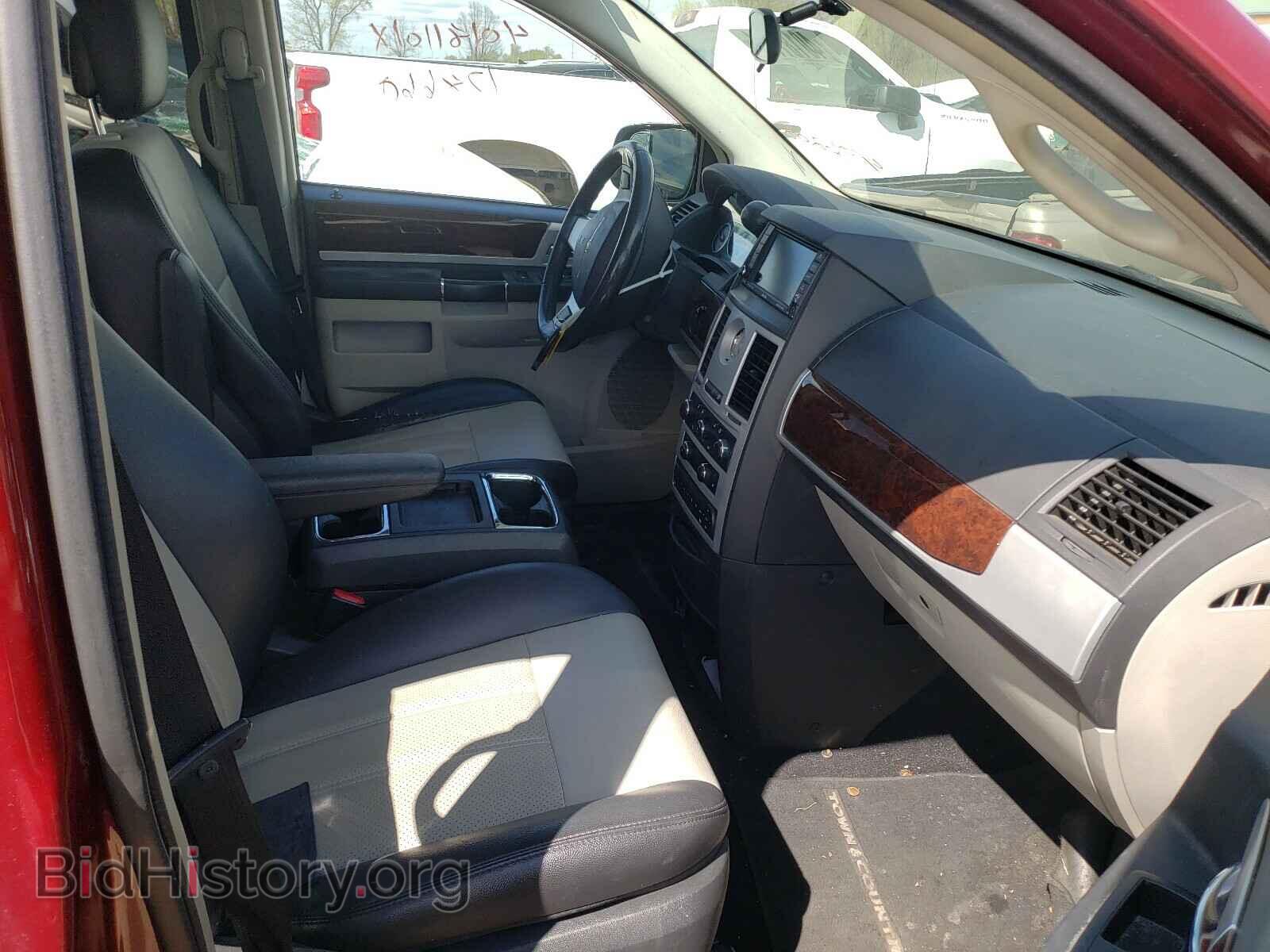 2010 CHRYSLER MINIVAN - VIN: 2A4RR8DX7AR496208 - Фото 5