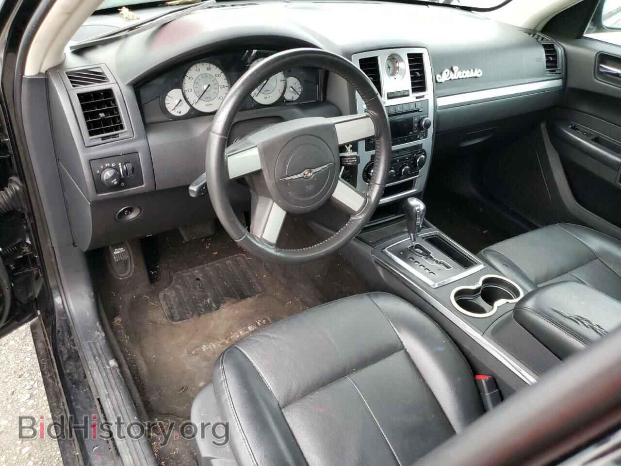 2010 CHRYSLER 300 - VIN: 2C3CA5CV8AH164175 - Фото 8