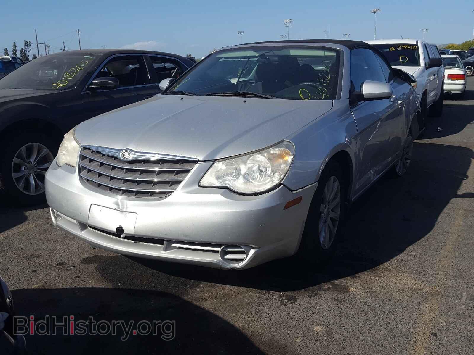 2010 CHRYSLER SEBRING - VIN: 1C3BC5ED3AN197229 - Фото 2