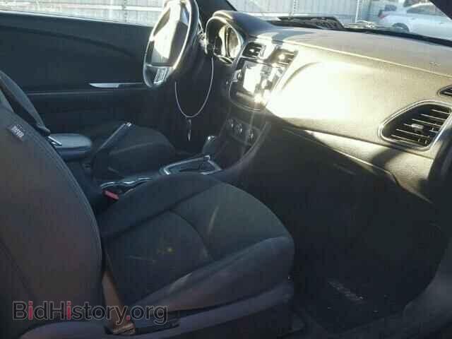 2011 CHRYSLER 200 - VIN: 1C3BC2EB2BN575832 - Photo 5