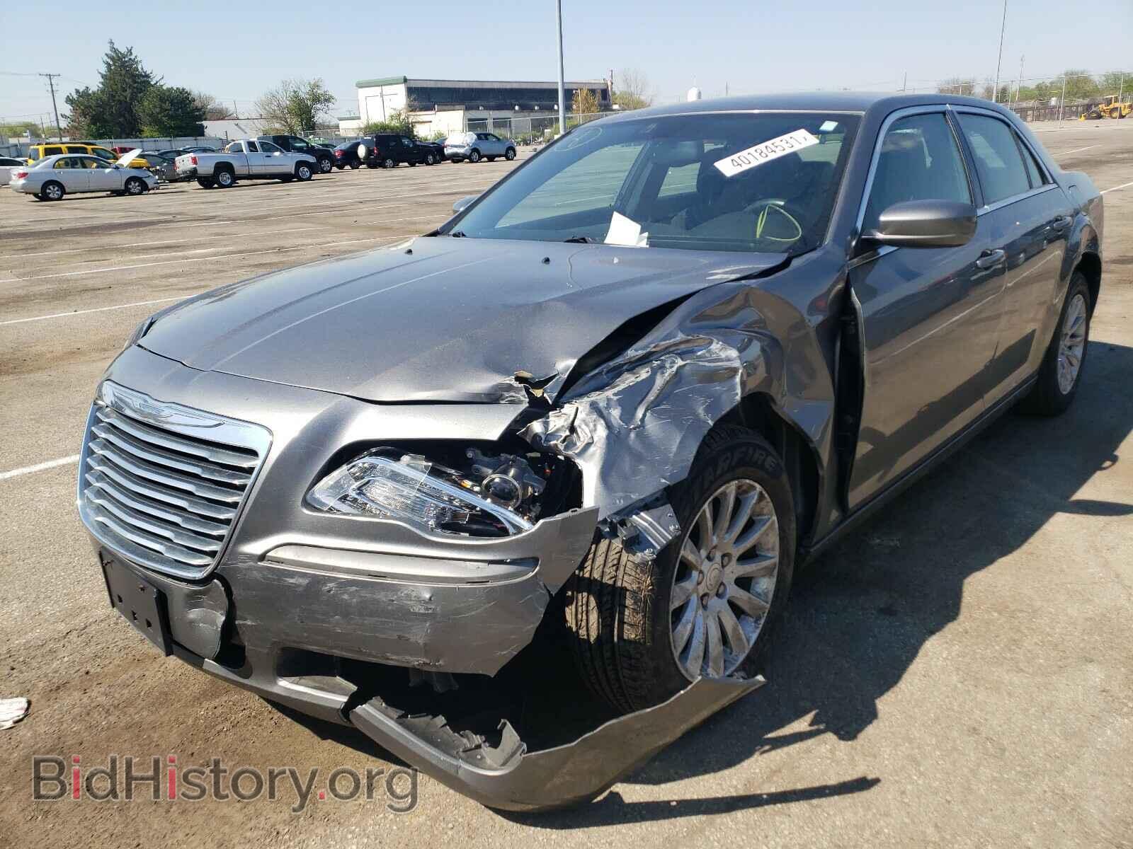 2012 CHRYSLER 300 - VIN: 2C3CCAAG7CH104706 - Photo 2