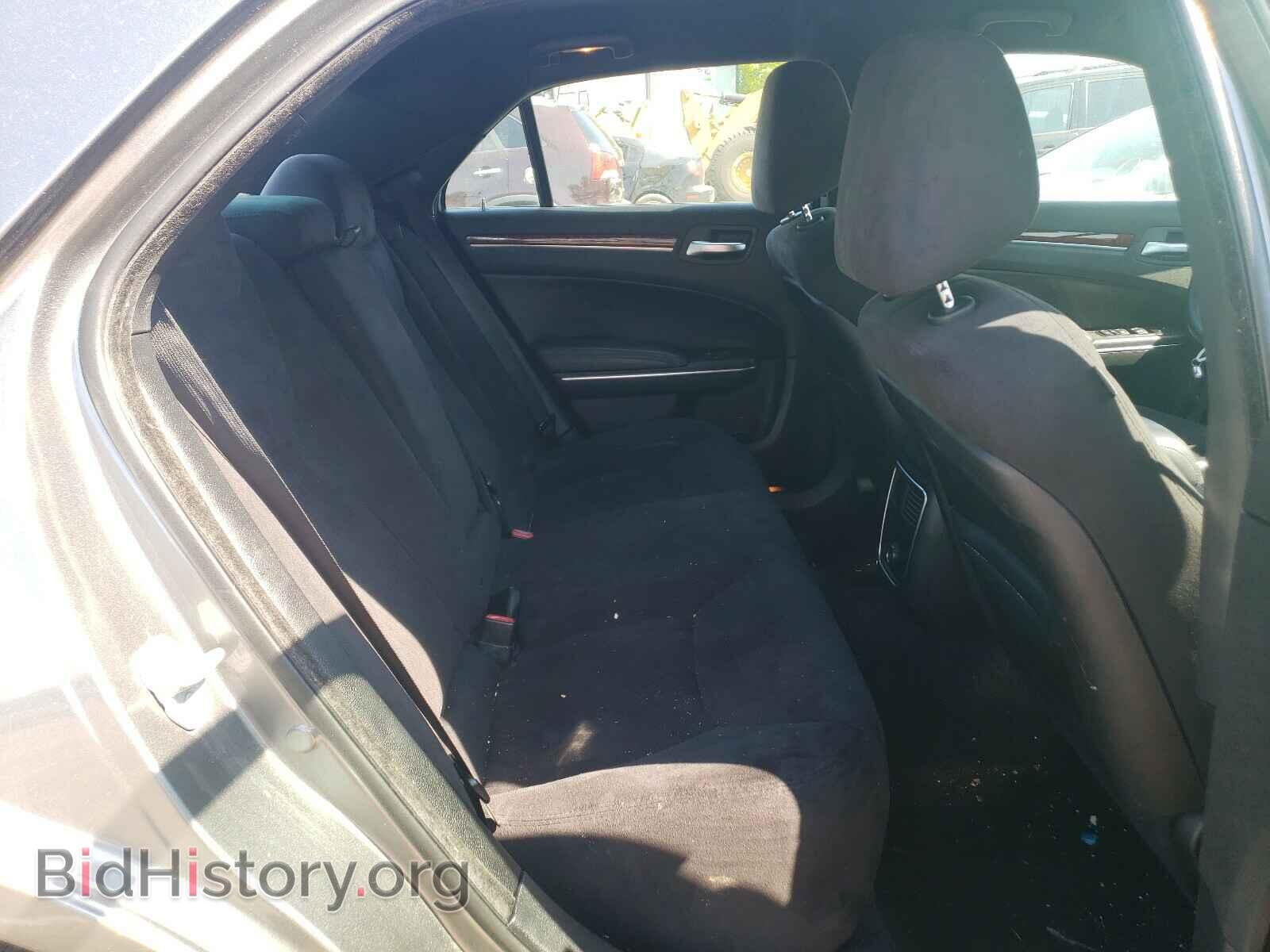2012 CHRYSLER 300 - VIN: 2C3CCAAG7CH104706 - Photo 6