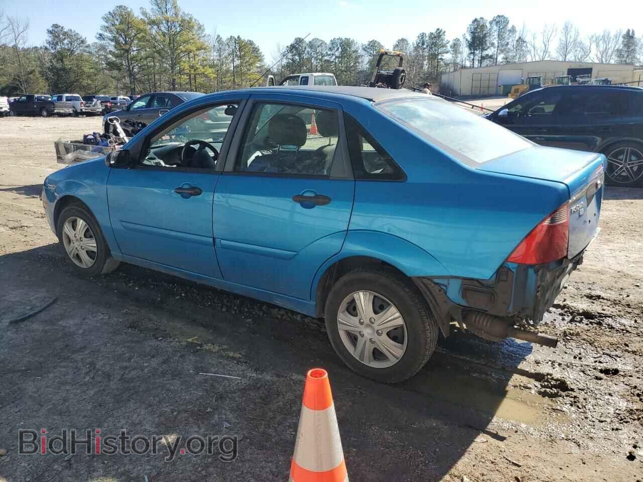 2007 FORD FOCUS - VIN: 1FAFP34N97W279894 - Фото 2