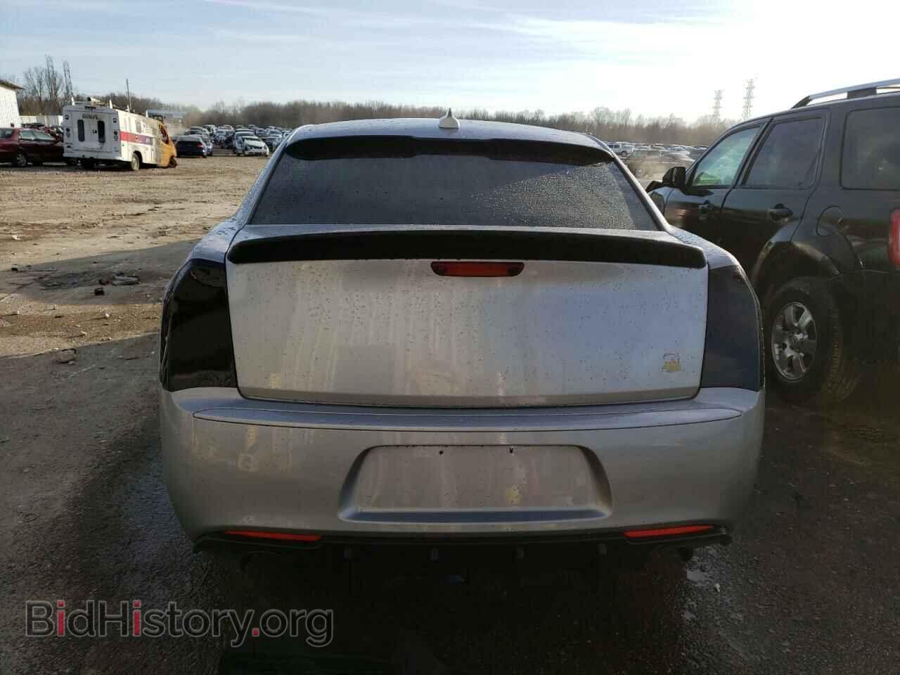 2016 CHRYSLER 300 - VIN: 2C3CCABG2GH348865 - Фото 6