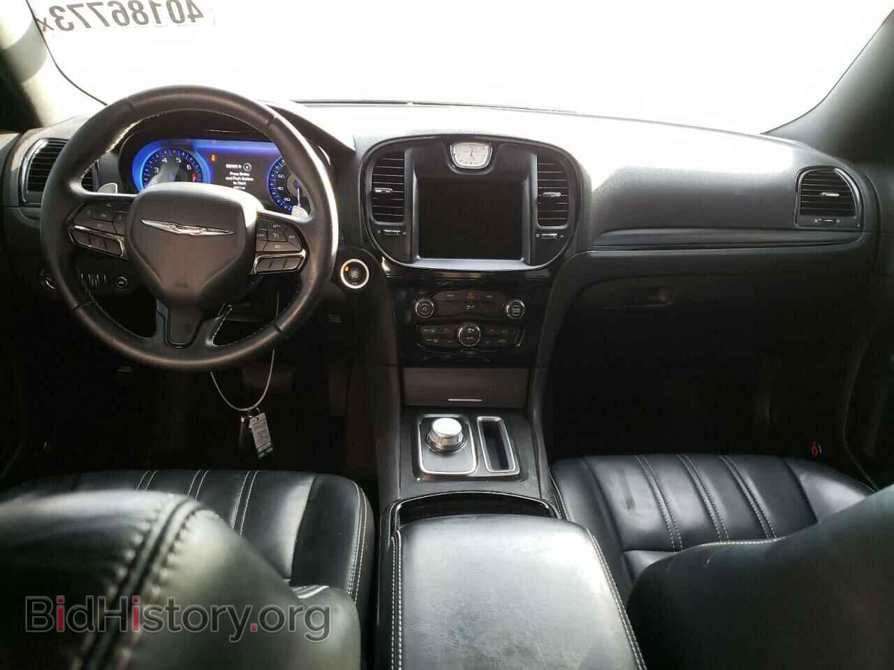 2016 CHRYSLER 300 - VIN: 2C3CCABG2GH348865 - Фото 8
