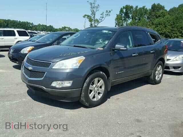 2010 CHEVROLET TRAVERSE - VIN: 1GNLRGED4AS101417 - Фото 2